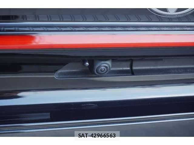 Toyota PRIUS 2023-06 8231326-14