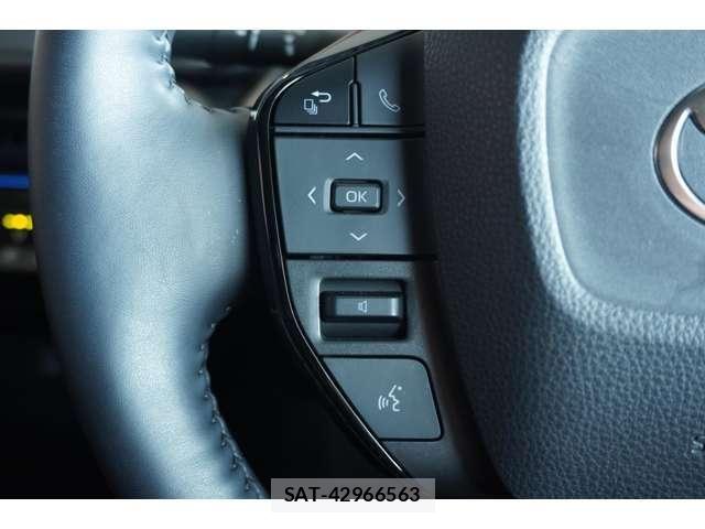 Toyota PRIUS 2023-06 8231326-21