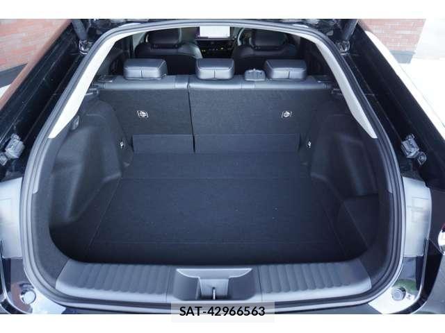 Toyota PRIUS 2023-06 8231326-7