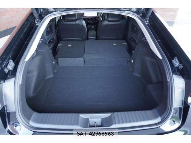 Toyota PRIUS 2023-06 8231326-8