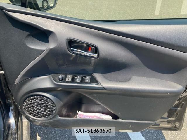 Toyota PRIUS 2017-12 8231345-12