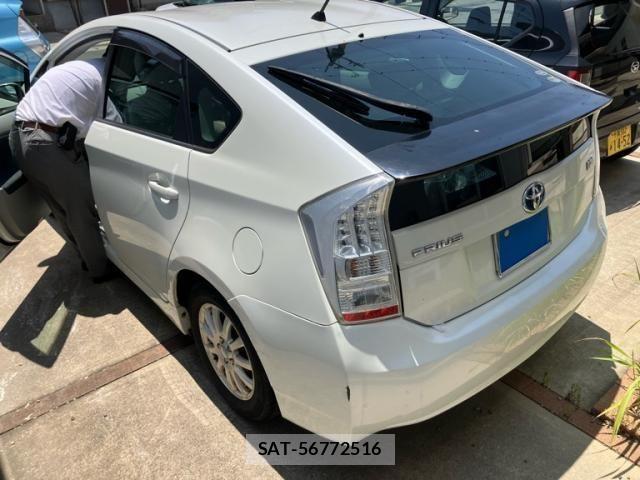 Toyota PRIUS 2010-08 8231357-9