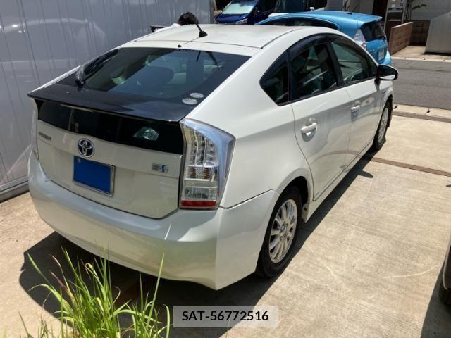 Toyota PRIUS 2010-08 8231357-8