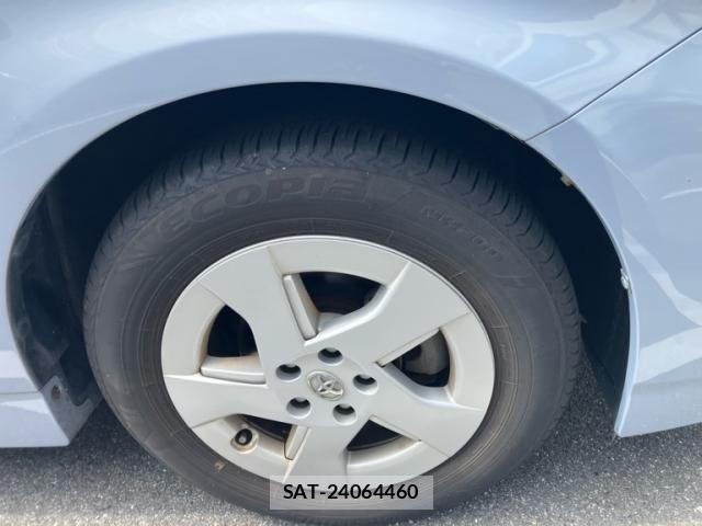 Toyota PRIUS 2010-04 8231367-2