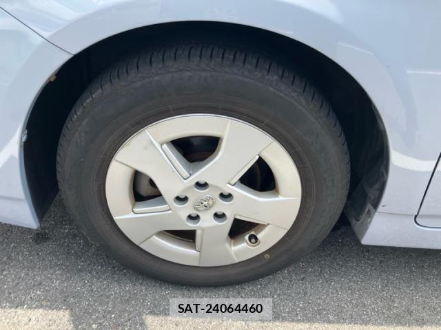 Toyota PRIUS 2010-04 8231367-5