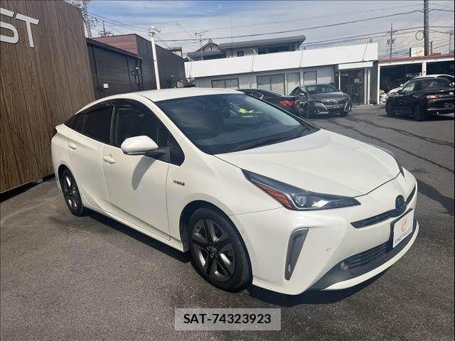 Toyota PRIUS 2019-11 8231333-13