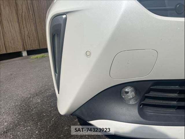 Toyota PRIUS 2019-11 8231333-29