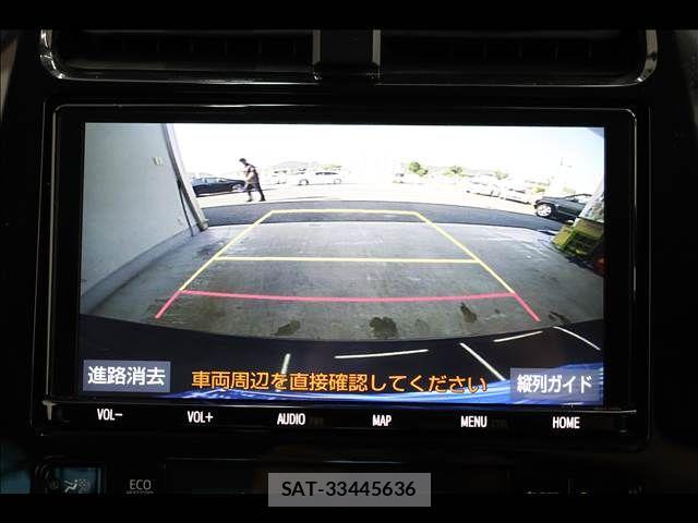 Toyota PRIUS 2019-02 8231330-4