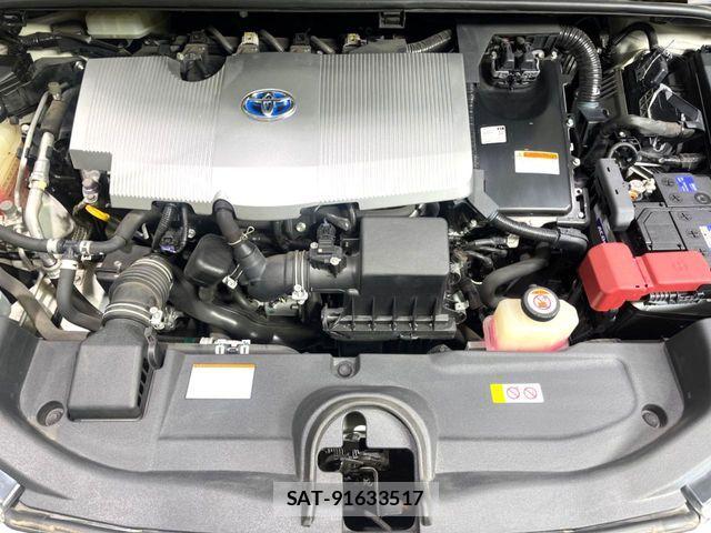 Toyota PRIUS 2017-08 8246378-18
