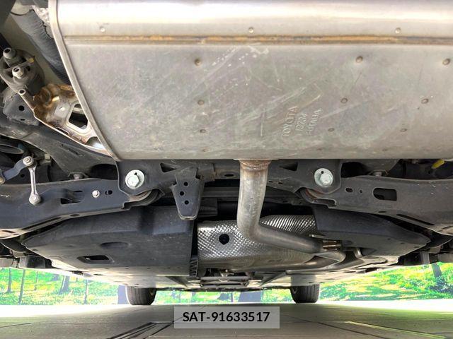 Toyota PRIUS 2017-08 8246378-19