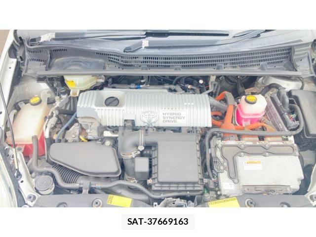 Toyota PRIUS 2010-09 8246411-16