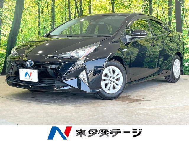 Toyota PRIUS 2018-06 8246379-0