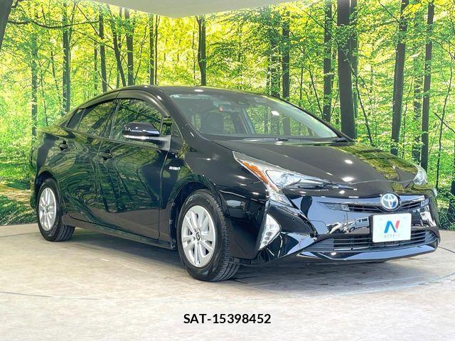 Toyota PRIUS 2018-06 8246379-15
