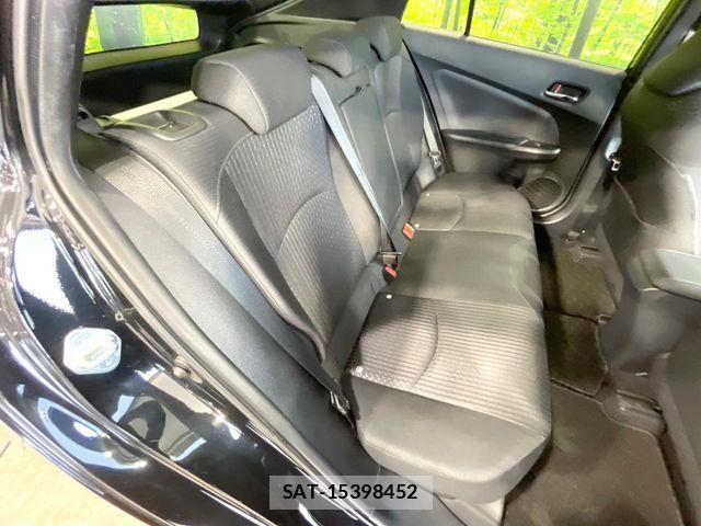 Toyota PRIUS 2018-06 8246379-8