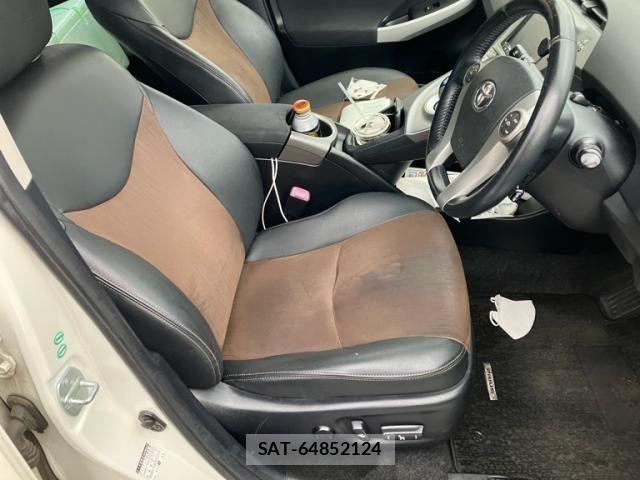 Toyota PRIUS 2012-03 8246400-10