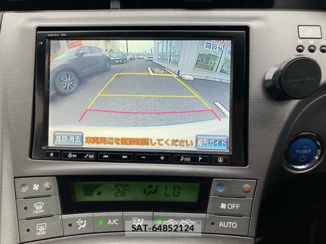 Toyota PRIUS 2012-03 8246400-21