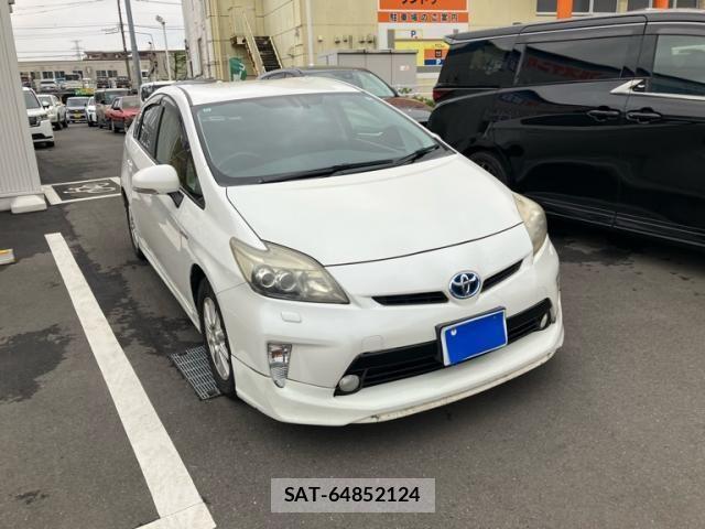 Toyota PRIUS 2012-03 8246400-1