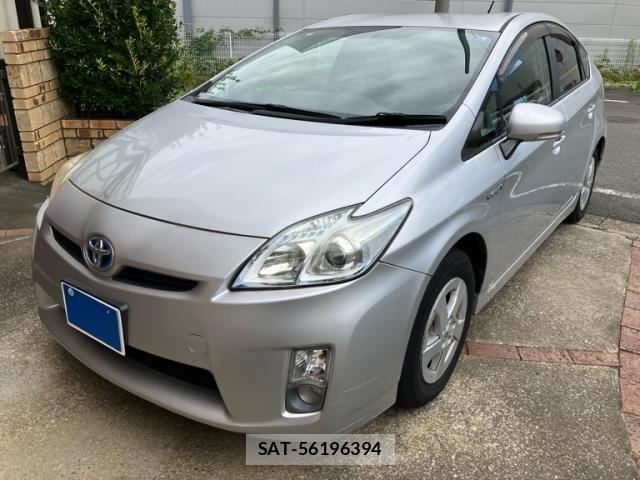 Toyota PRIUS 2011-01 8246407-0