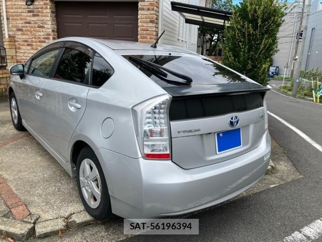 Toyota PRIUS 2011-01 8246407-7