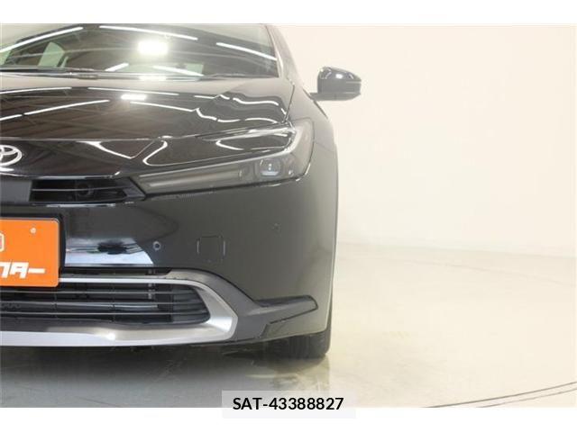 Toyota PRIUS 2023-03 8246366-13