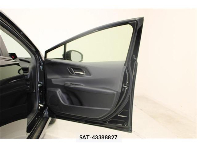 Toyota PRIUS 2023-03 8246366-28