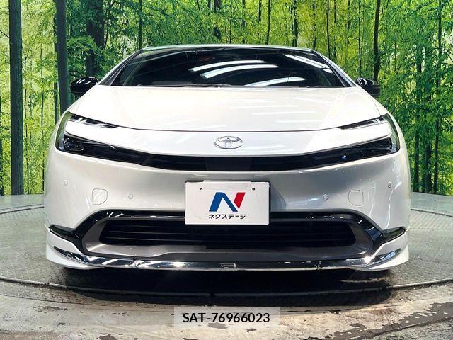 Toyota PRIUS 2025-03 8246350-13