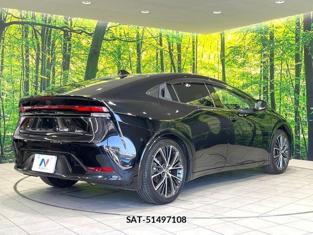 Toyota PRIUS 2023-06 8246353-16