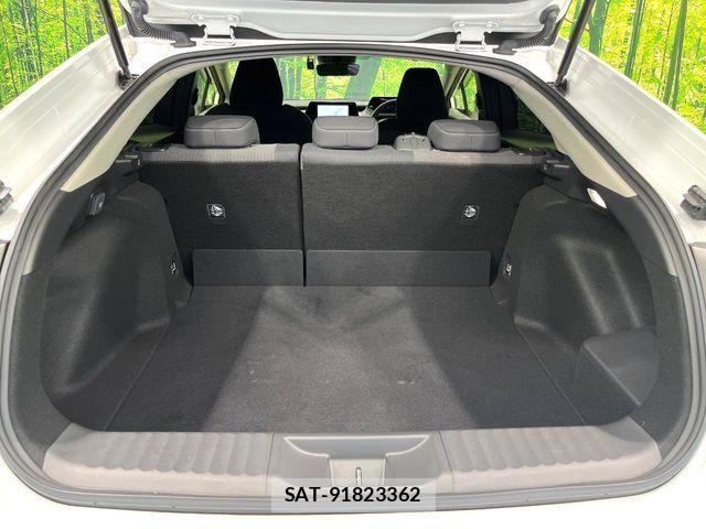 Toyota PRIUS 2024-08 8246361-9
