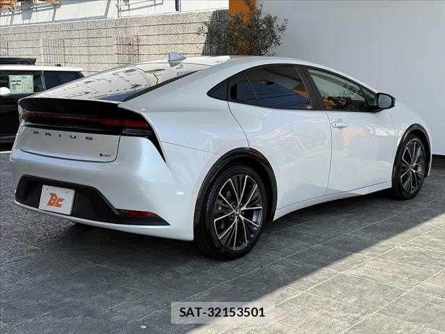 Toyota PRIUS 2023-10 8246363-14