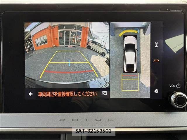 Toyota PRIUS 2023-10 8246363-3