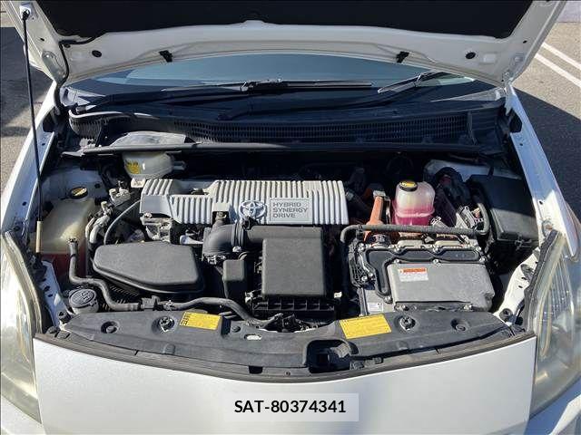 Toyota PRIUS 2011-08 8246394-19
