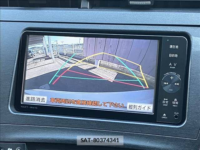 Toyota PRIUS 2011-08 8246394-4