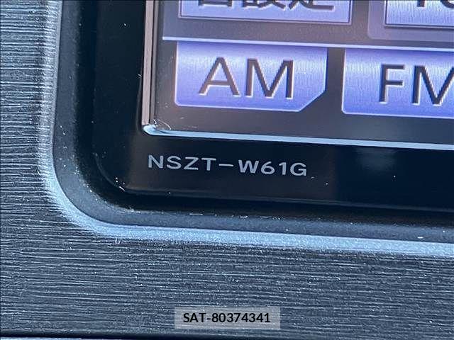 Toyota PRIUS 2011-08 8246394-6