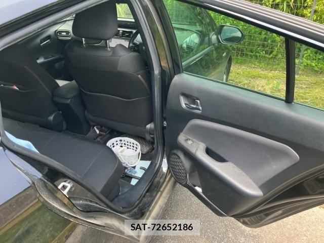 Toyota PRIUS 2020-04 8246388-14