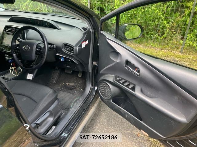 Toyota PRIUS 2020-04 8246388-18