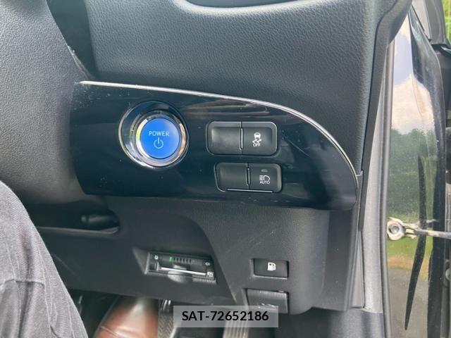 Toyota PRIUS 2020-04 8246388-23