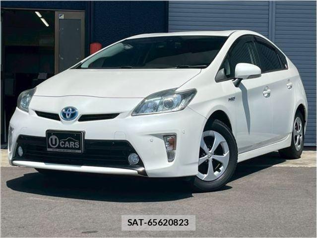 Toyota PRIUS 2015-03 8246398-0