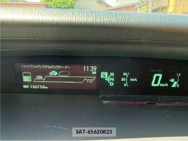 Toyota PRIUS 2015-03 8246398-13