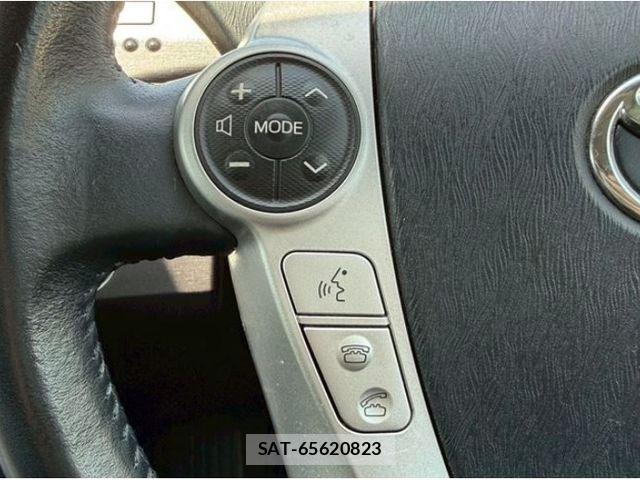 Toyota PRIUS 2015-03 8246398-20