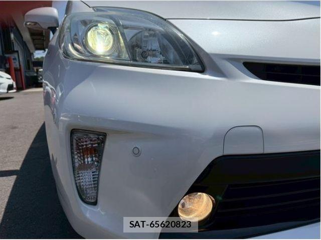 Toyota PRIUS 2015-03 8246398-26