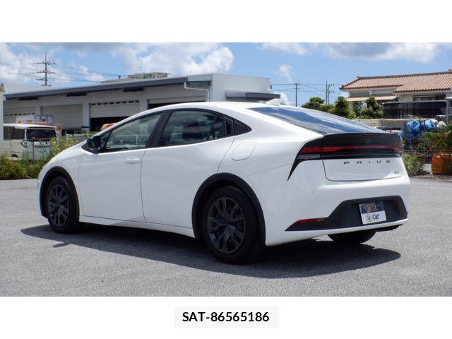 Toyota PRIUS 2023-11 8246373-7