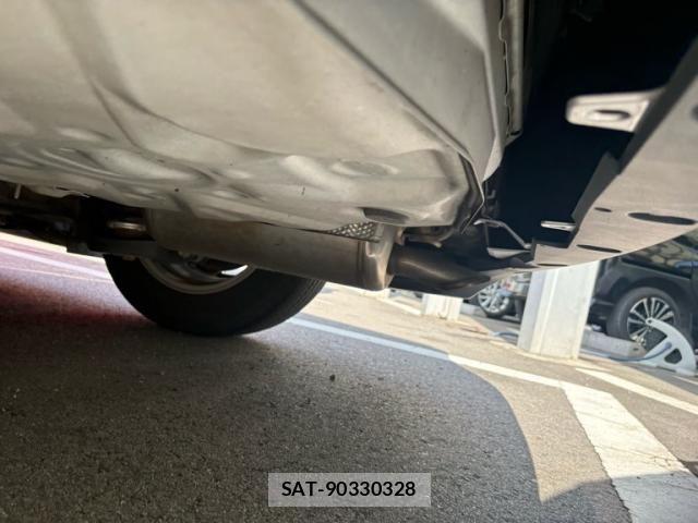Toyota PRIUS 2012-08 8246403-7