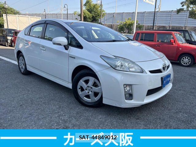 Toyota PRIUS 2009-11 8246401-1