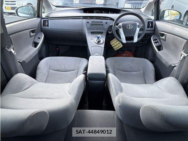 Toyota PRIUS 2009-11 8246401-5