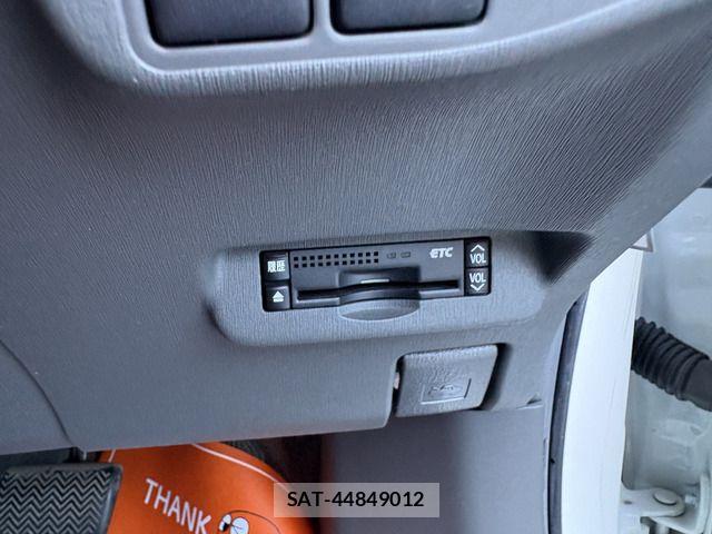 Toyota PRIUS 2009-11 8246401-6