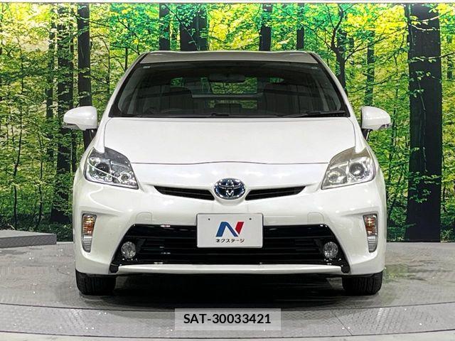 Toyota PRIUS 2013-01 8246396-13