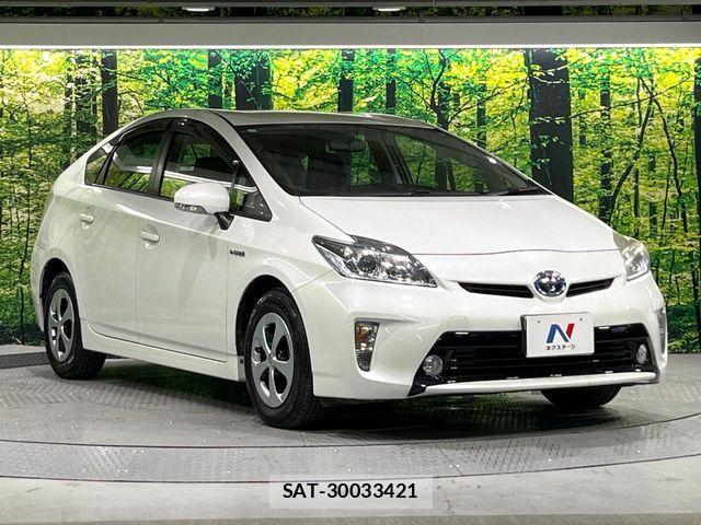 Toyota PRIUS 2013-01 8246396-15
