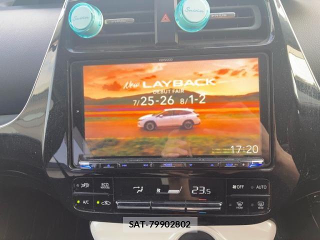 Toyota PRIUS 2017-08 8246391-13