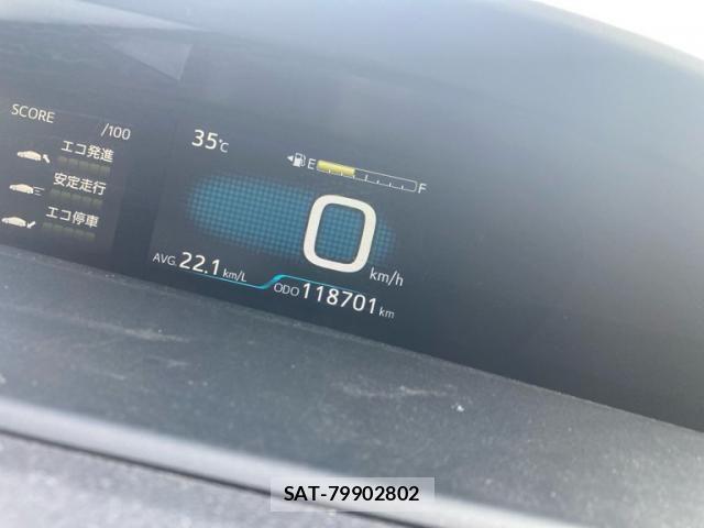 Toyota PRIUS 2017-08 8246391-15