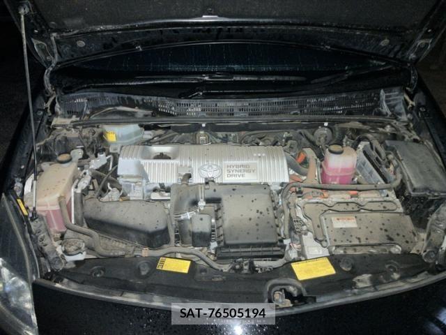 Toyota PRIUS 2014-01 8246412-19